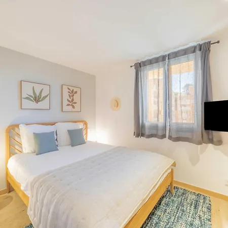 Appartement Charming 2bdr 4p - *